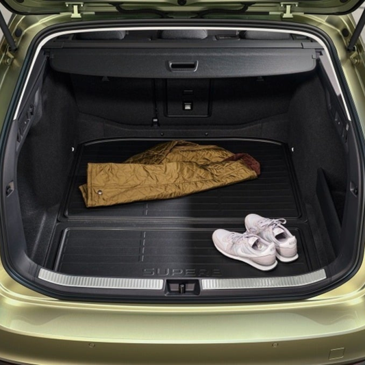 [Pre-Order] Skoda Superb Combi Boot Tray