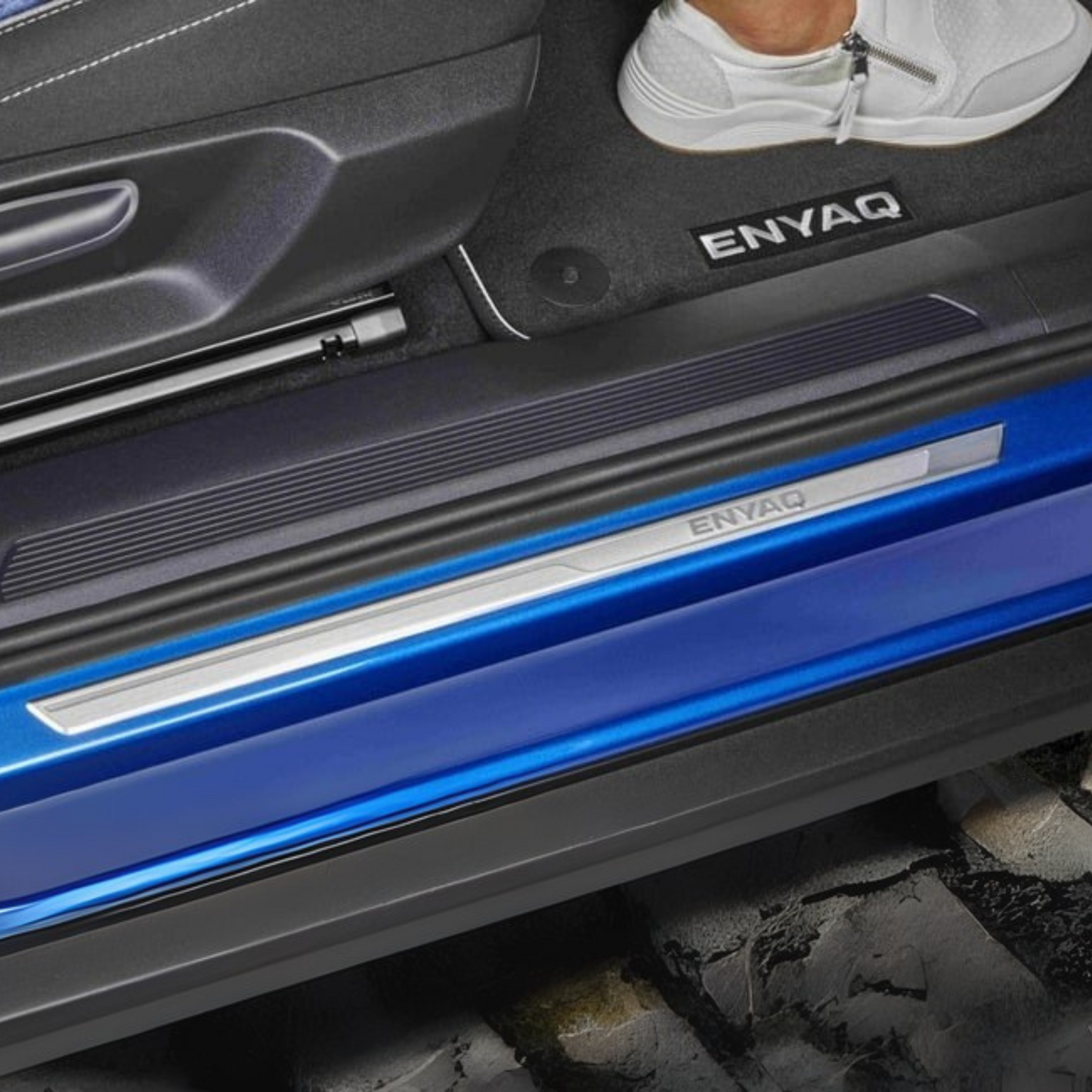 [Pre-Order] Skoda Enyaq Front Scuff Plate