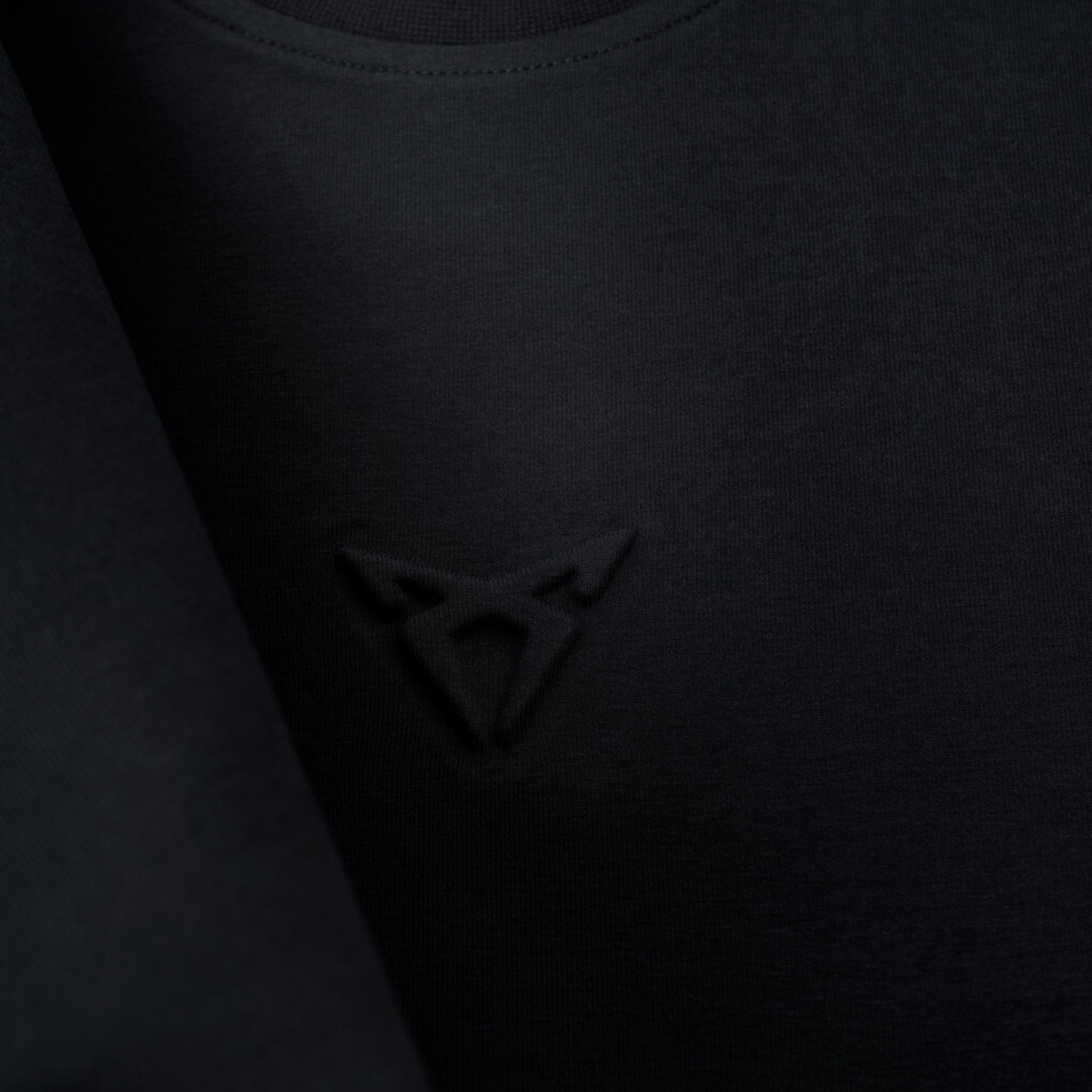 [Pre-Order] CUPRA Black Women's Crewneck