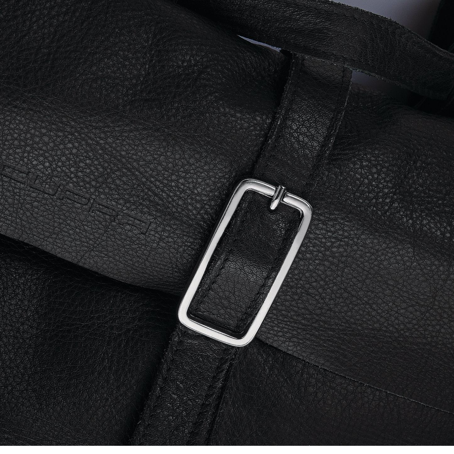 [Pre-Order] CUPRA Black Trakatan Backpack